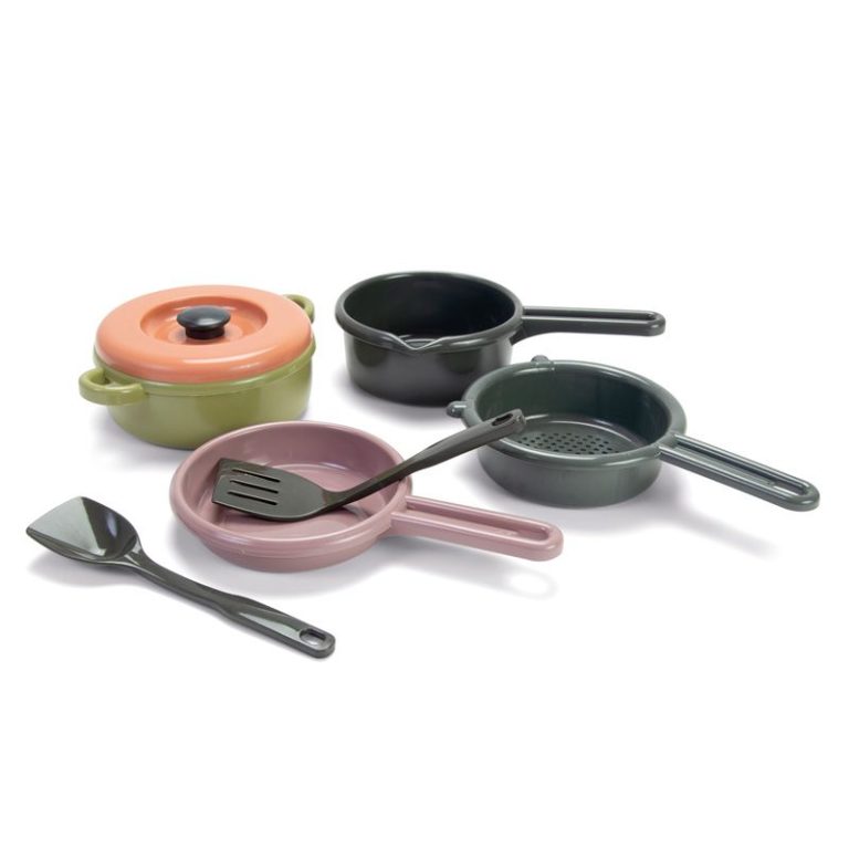 Paelles i olla de plàstic reciclat